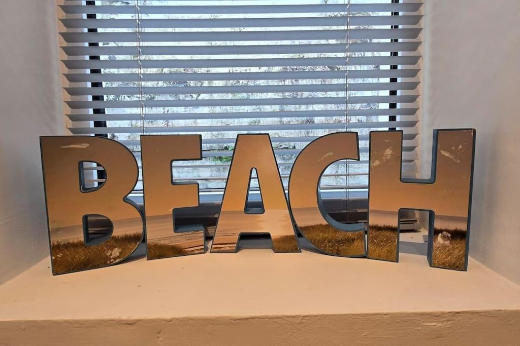 Welcome To The Beach House! Rhôs-on-Sea Buitenkant foto