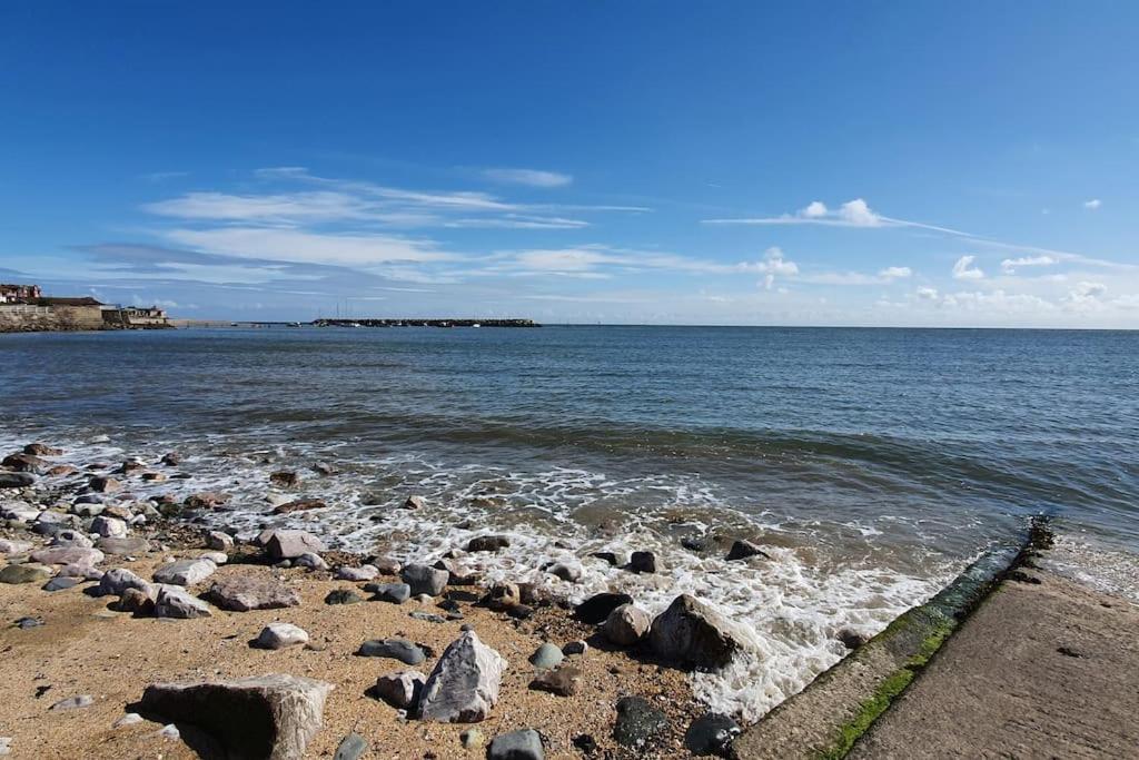 Welcome To The Beach House! Rhôs-on-Sea Buitenkant foto